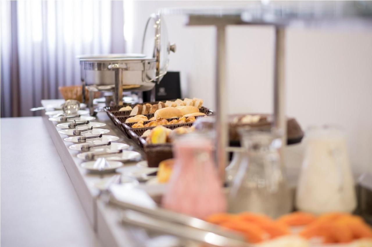 Hotel H2 Congonhas Congonhas (Minas Gerais) Exterior foto A buffet